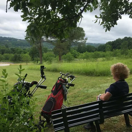 Domaine Du Bouysset Gasthof 3*