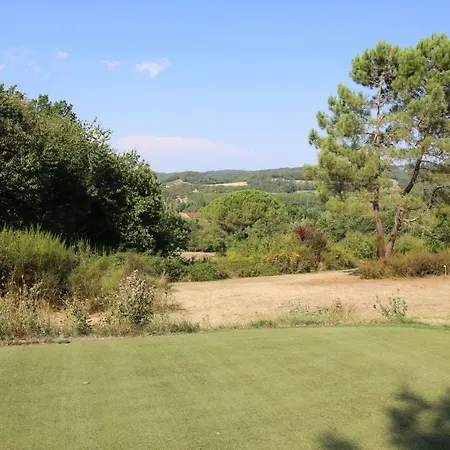 Domaine Du Bouysset 3* Saint-Martin-le-Redon