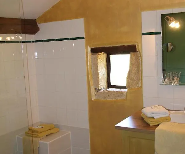 Guest house Domaine Du Bouysset 3*